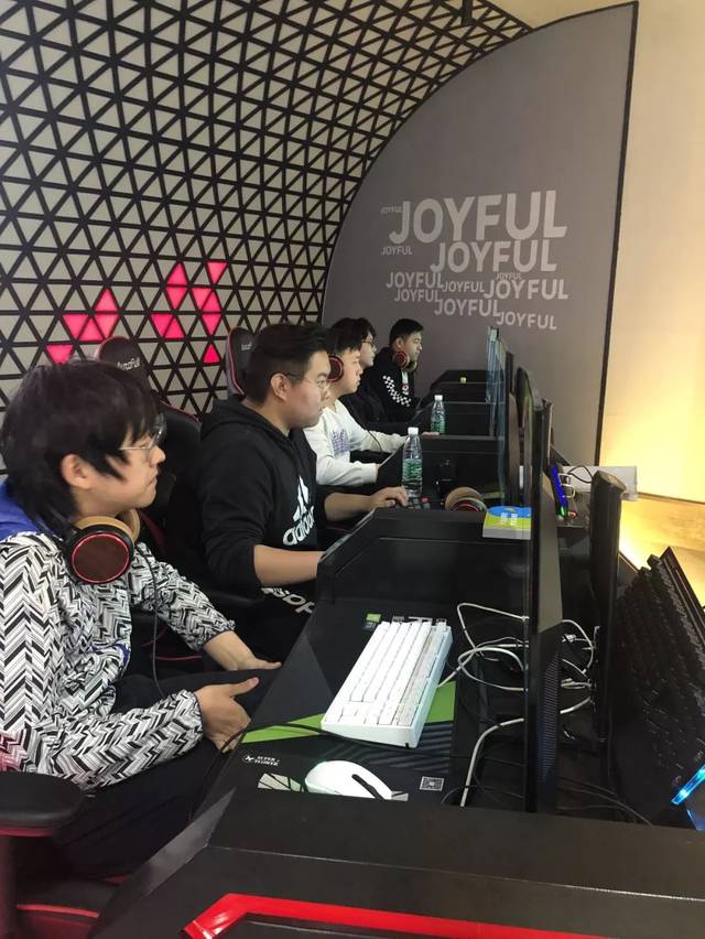 精彩的故事 精彩的故事