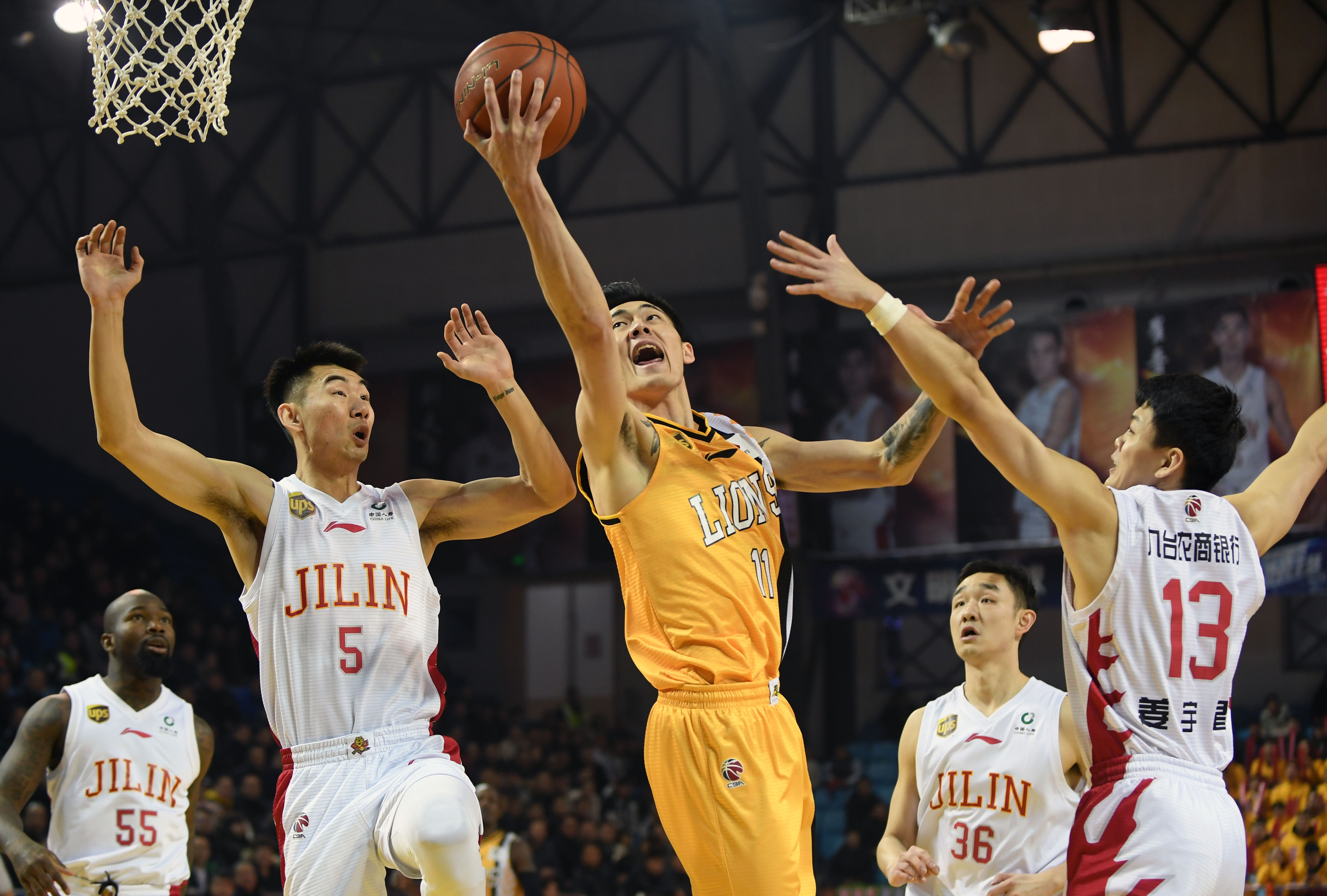 听起来颇具 听起来颇具