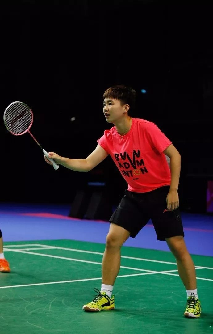 湖人连续两 湖人连续两