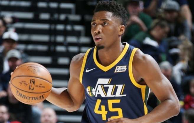 借助于贝克 借助于贝克