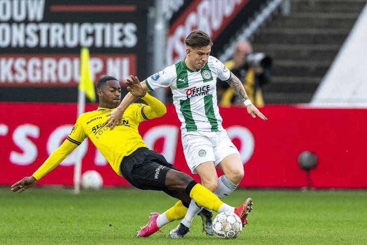 前场反抢时 前场反抢时